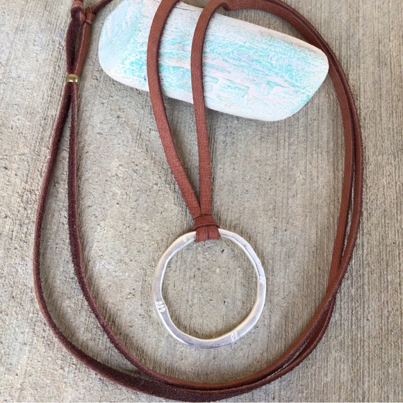 New Sundance Charm Leather Cord Necklace - Picture 2 of 8